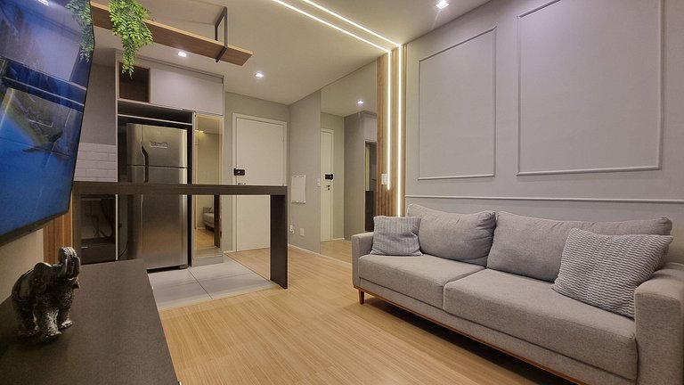 Modern Studio with BBQ Balcony