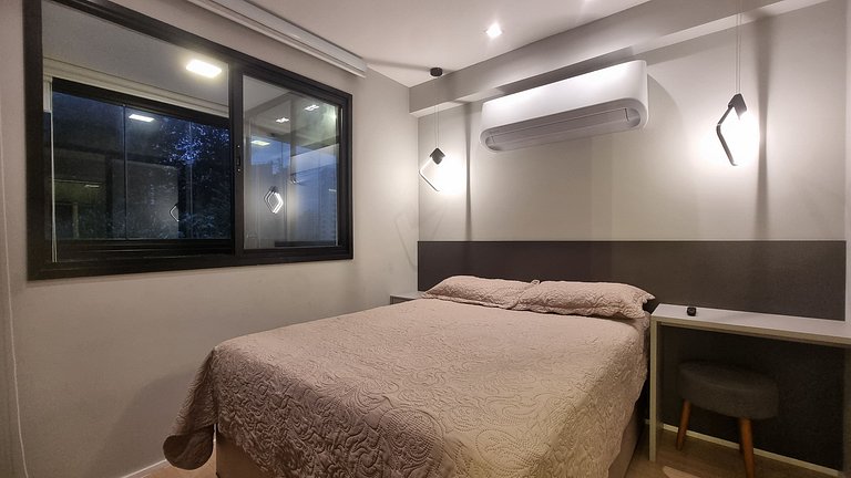 Modern Studio with BBQ Balcony