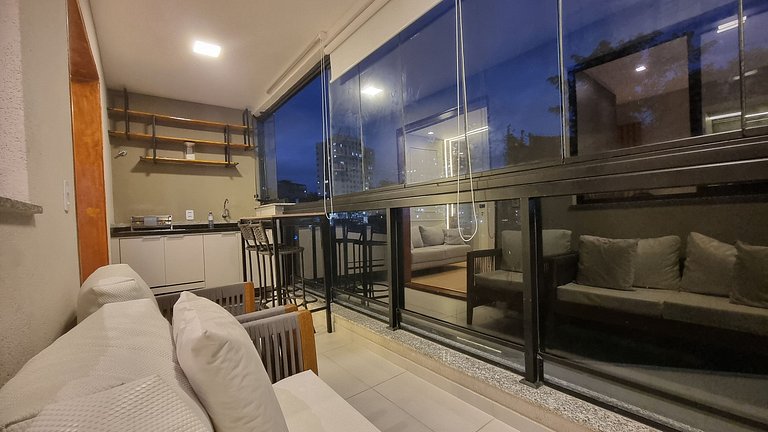 Modern Studio with BBQ Balcony